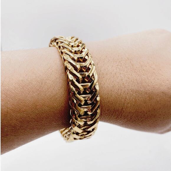 Monet Vintage Braided Bracelet Gold Plated 7” - Picture 2 of 6